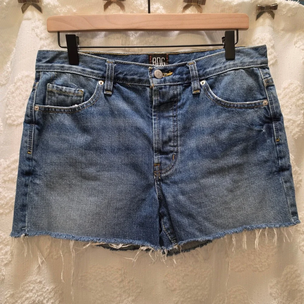 BDG Urban Outfitters Boyfriend‎ Low Rise Denim Shorts Blue Medium Wash Size 26